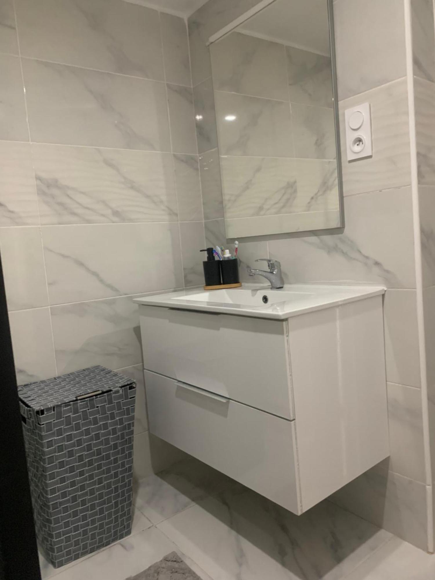 Flat Apartment